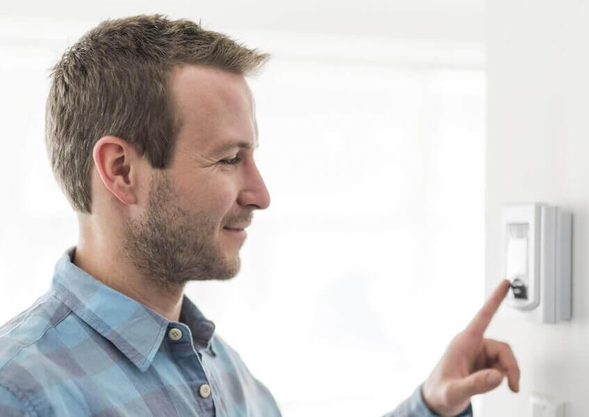 Services - Bill Howe A-Nice-Man-Set-The-Thermostat