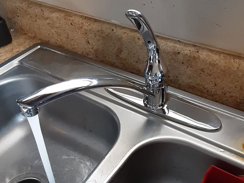 faucet-repair-and-installation-1